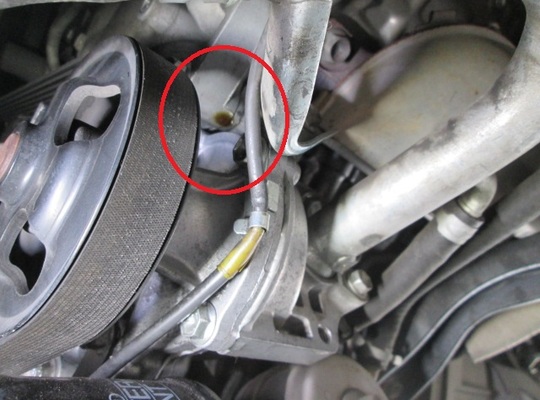 エブリイワゴン　オイル漏れ修理